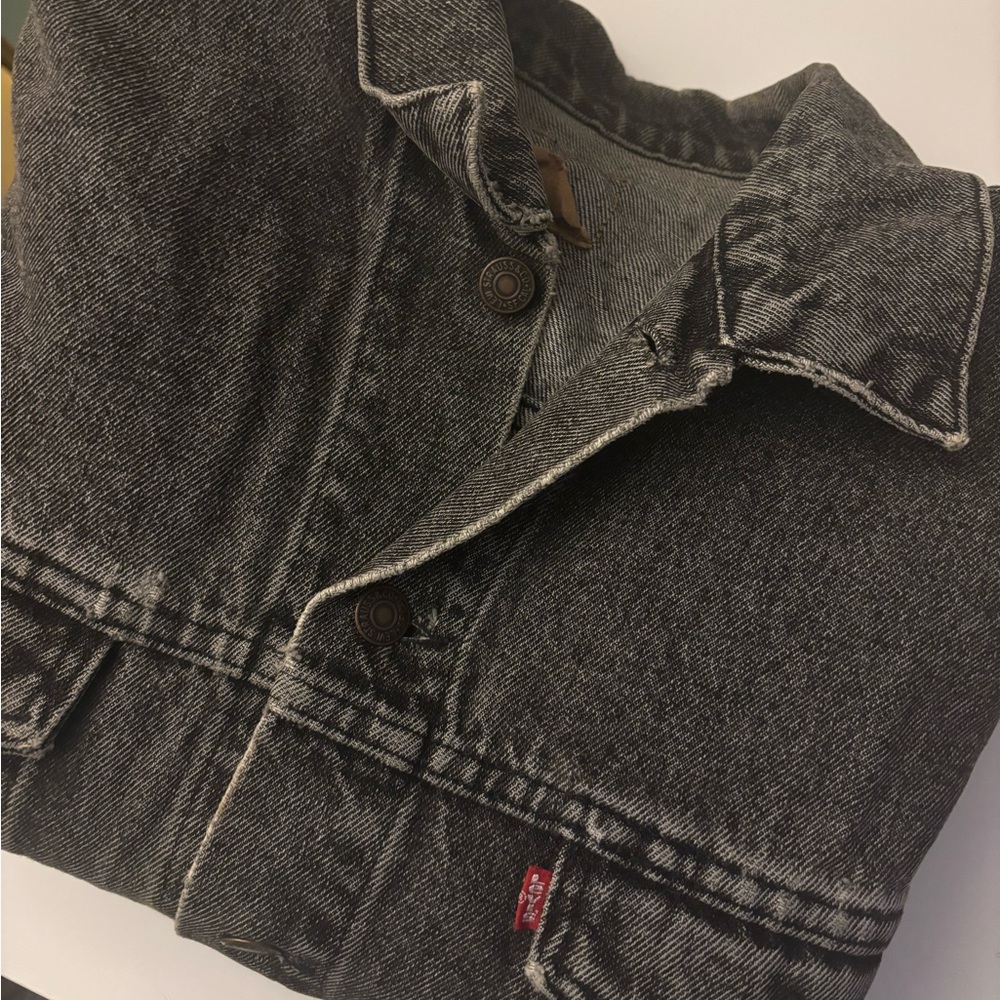 VINTAGE Levi’s Denim Jacket